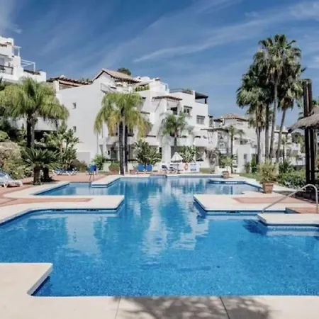 公寓 Penthouse In Marbella, Seaview, Jacuzzi
